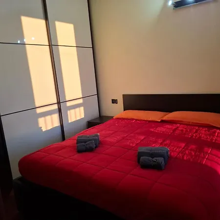 Dibrazzo's Apartment